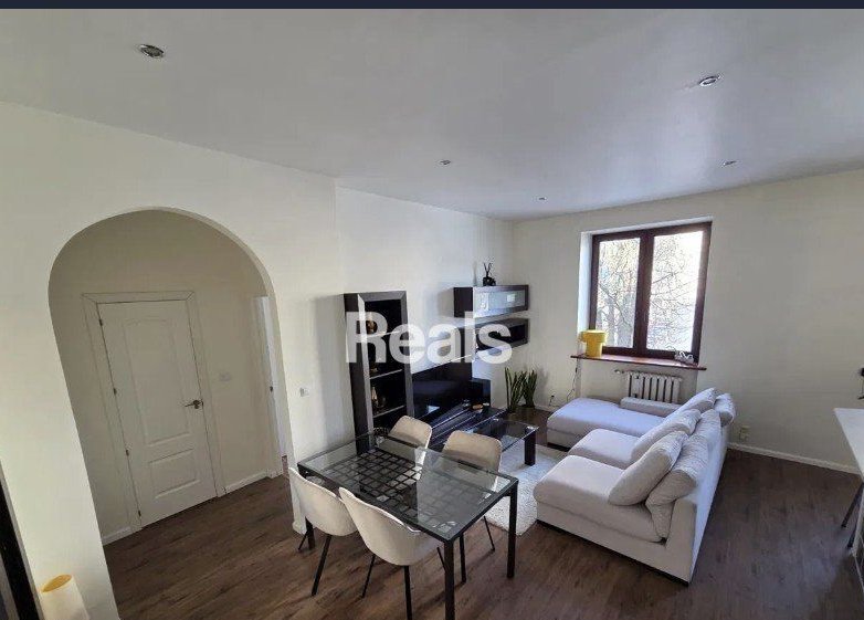 Prestiżowa lokalizacja przy Nowym Świecie, metro.