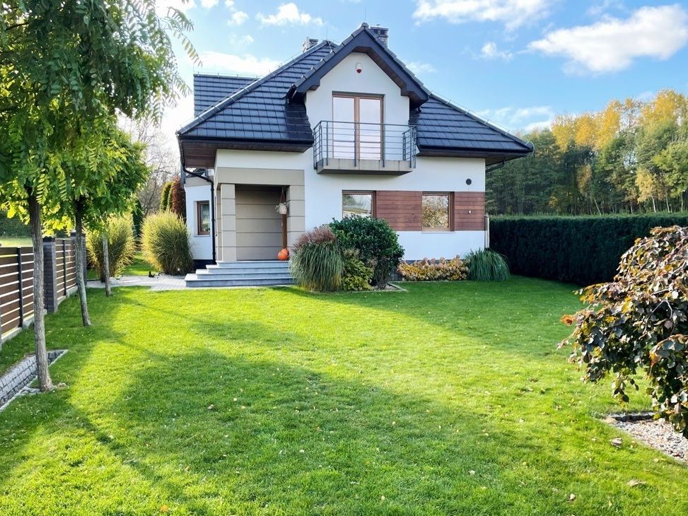 Dom wolnost. 180m2+garaż 80m2, dz.10ar - Skawina