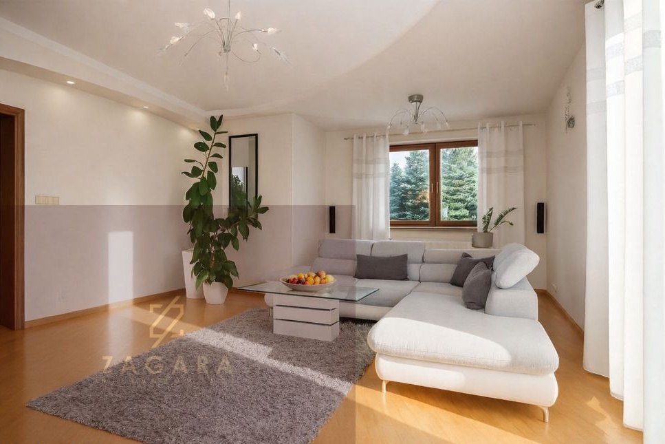 Piękny dom parterowy z możliwością adaptacji góry