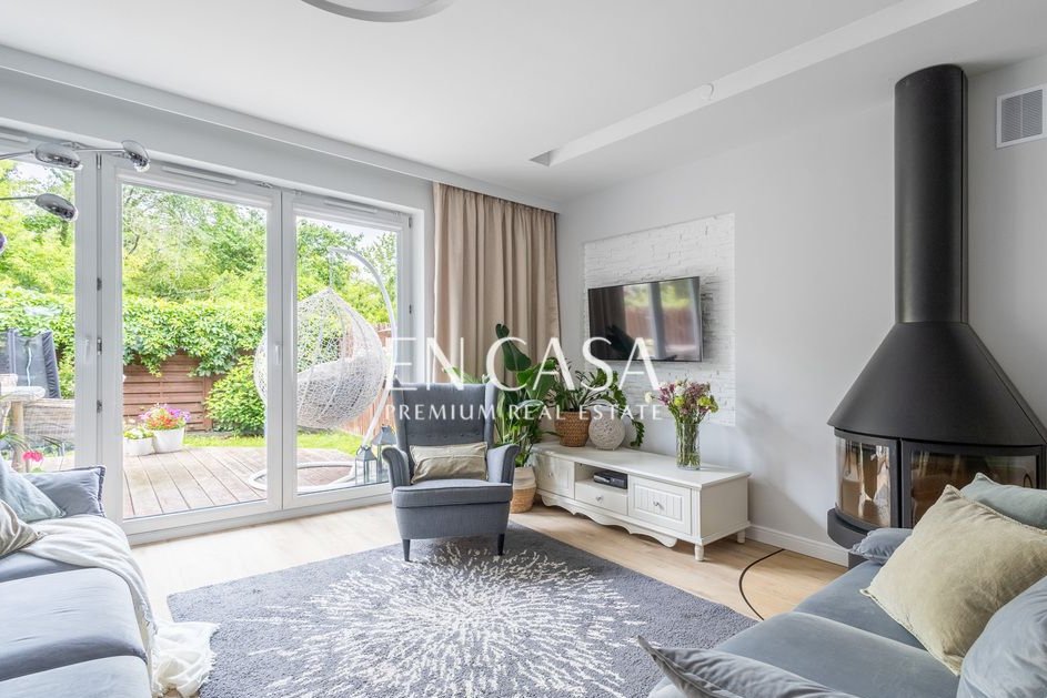 Dom na pograniczu Piaseczna i Józefosławia