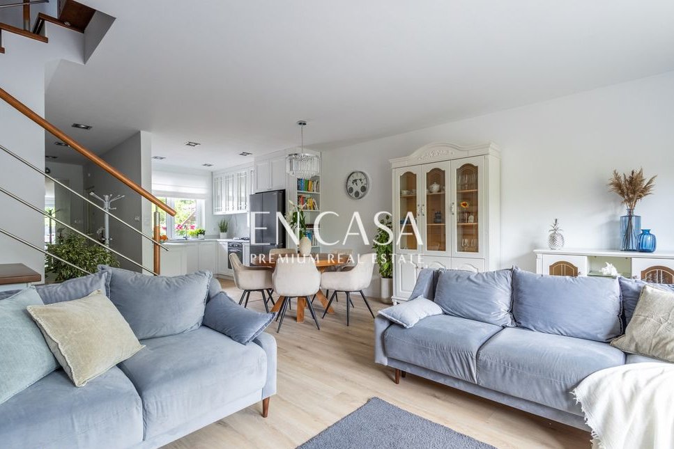 Dom na pograniczu Piaseczna i Józefosławia