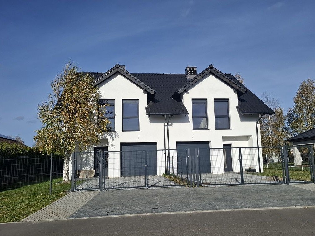 Pełne media/dojazd asfalt/super położenie/polecam!