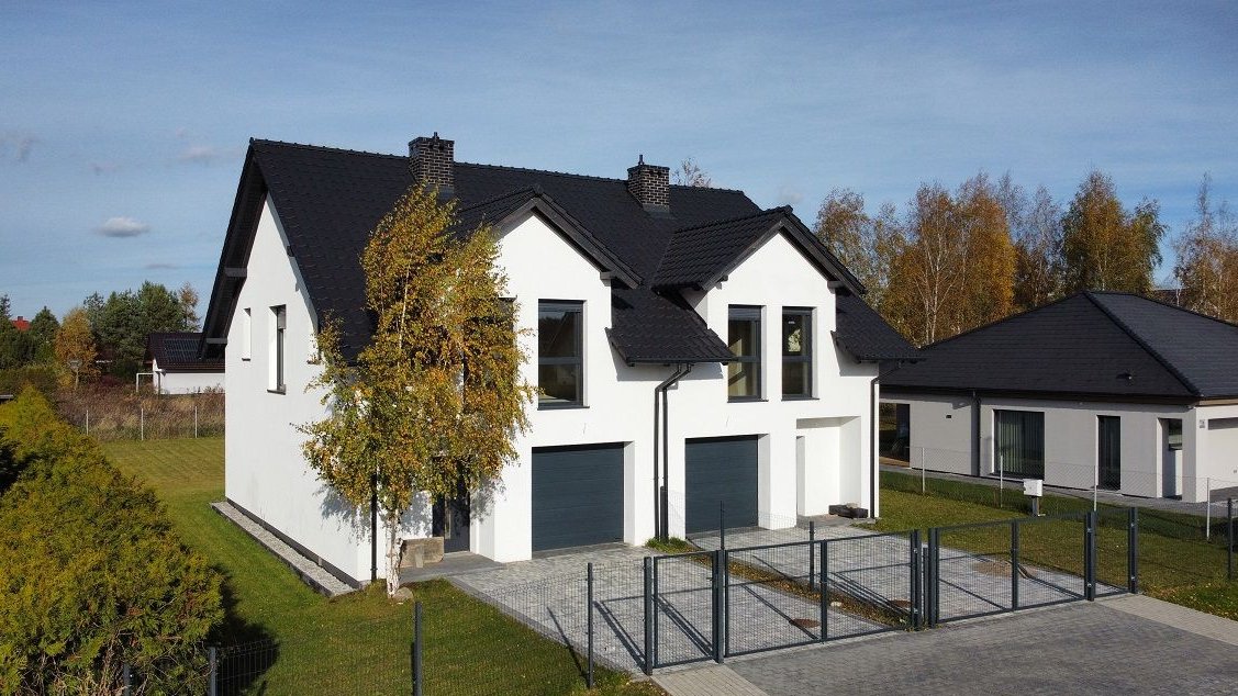 Pełne media/dojazd asfalt/super położenie/polecam!