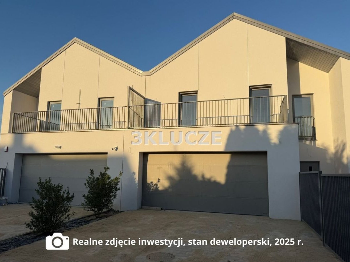 Dom w zabudowie bliźniaczej, Jakubowice Kon.