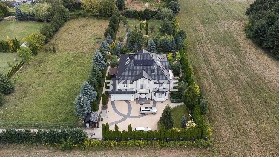 Willa w Jakubowicach Konińskich