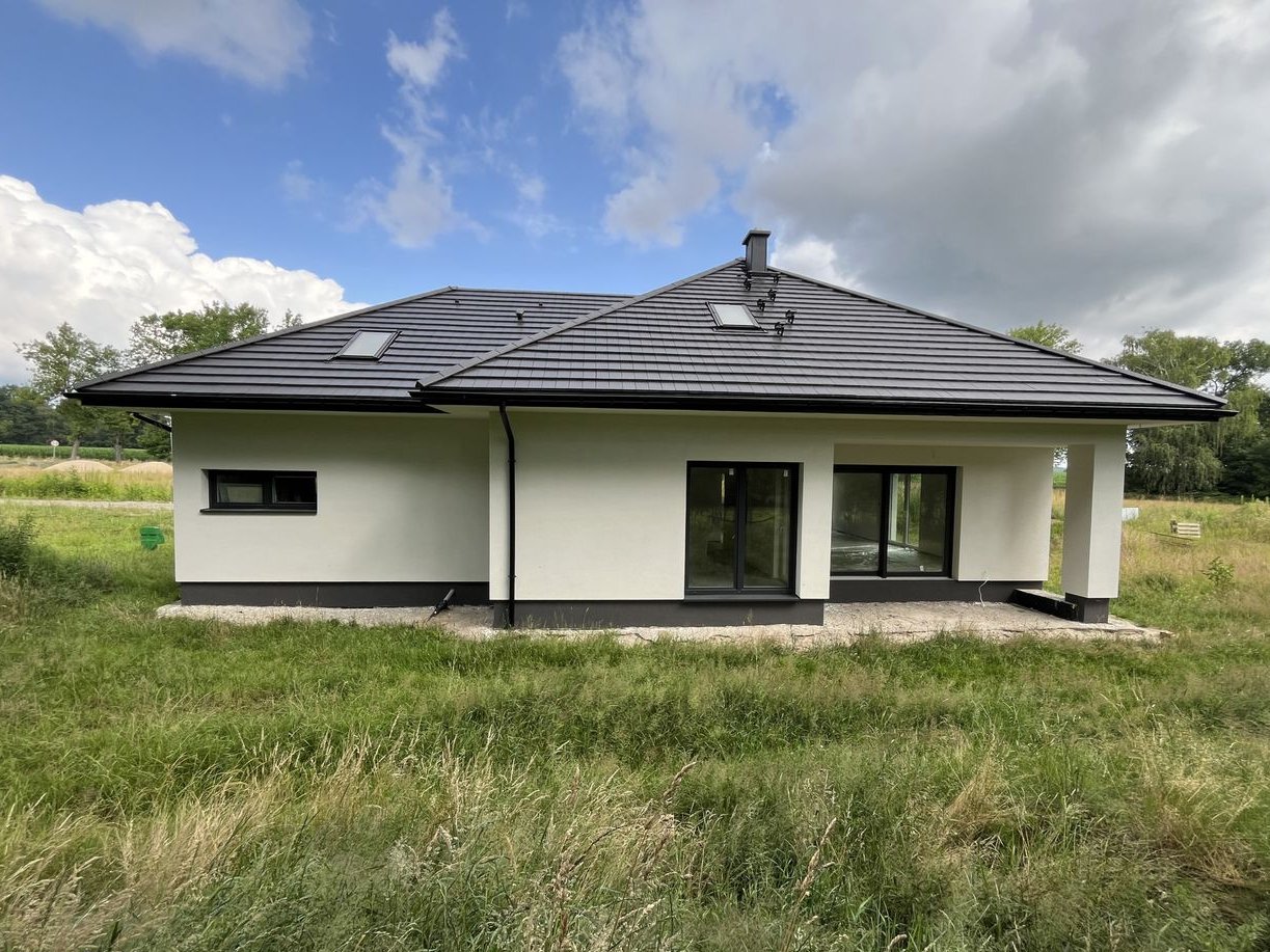 Nowy Dom w cichej okolicy 15 min od centrum Gliwic