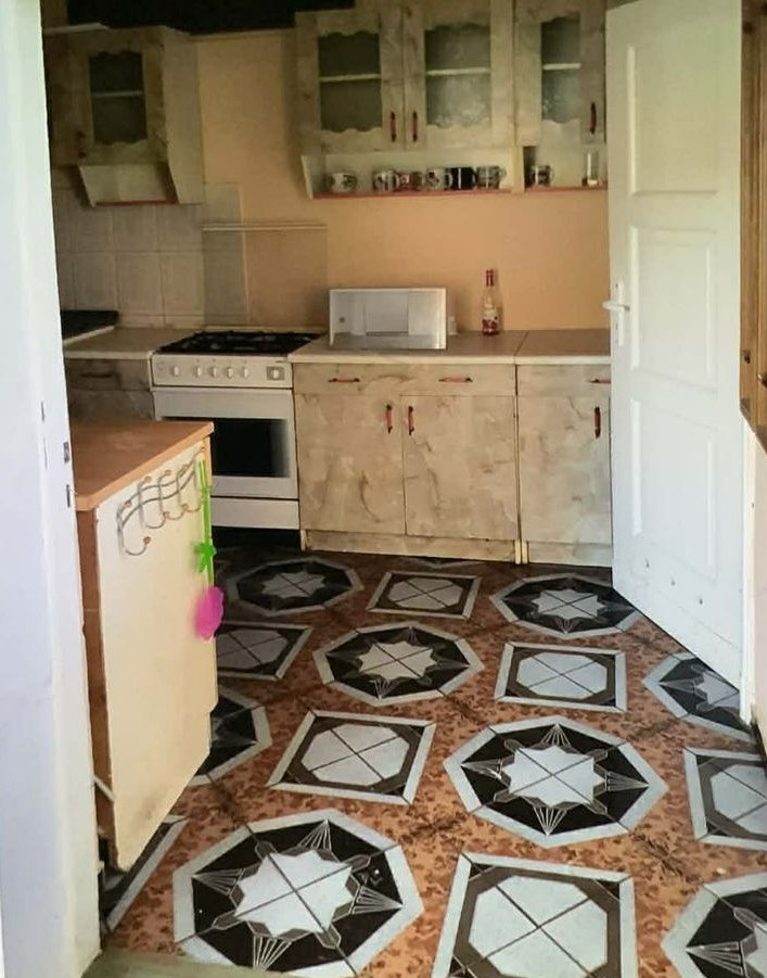 Parter domu wolnostojącego 128m3 5 pokoi, ogród garaż.