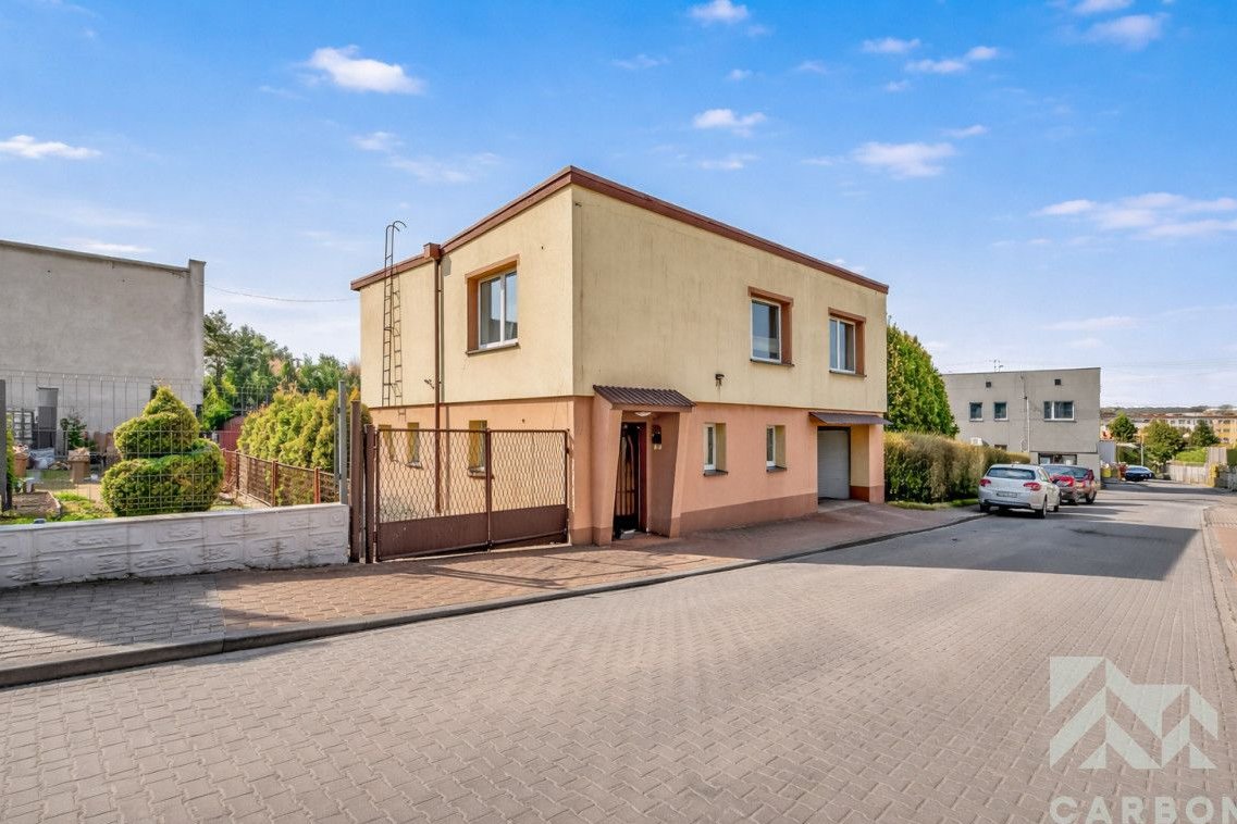 Dom z dwoma niezależnymi poziomami | Radzionków, u