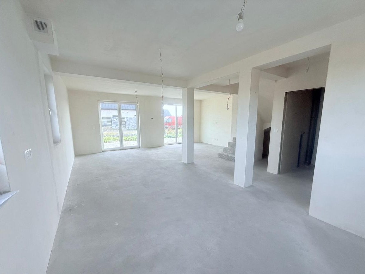 Ostatni DOM na sprzedaż_Skowarcz_18km od Gdańska PL_UA