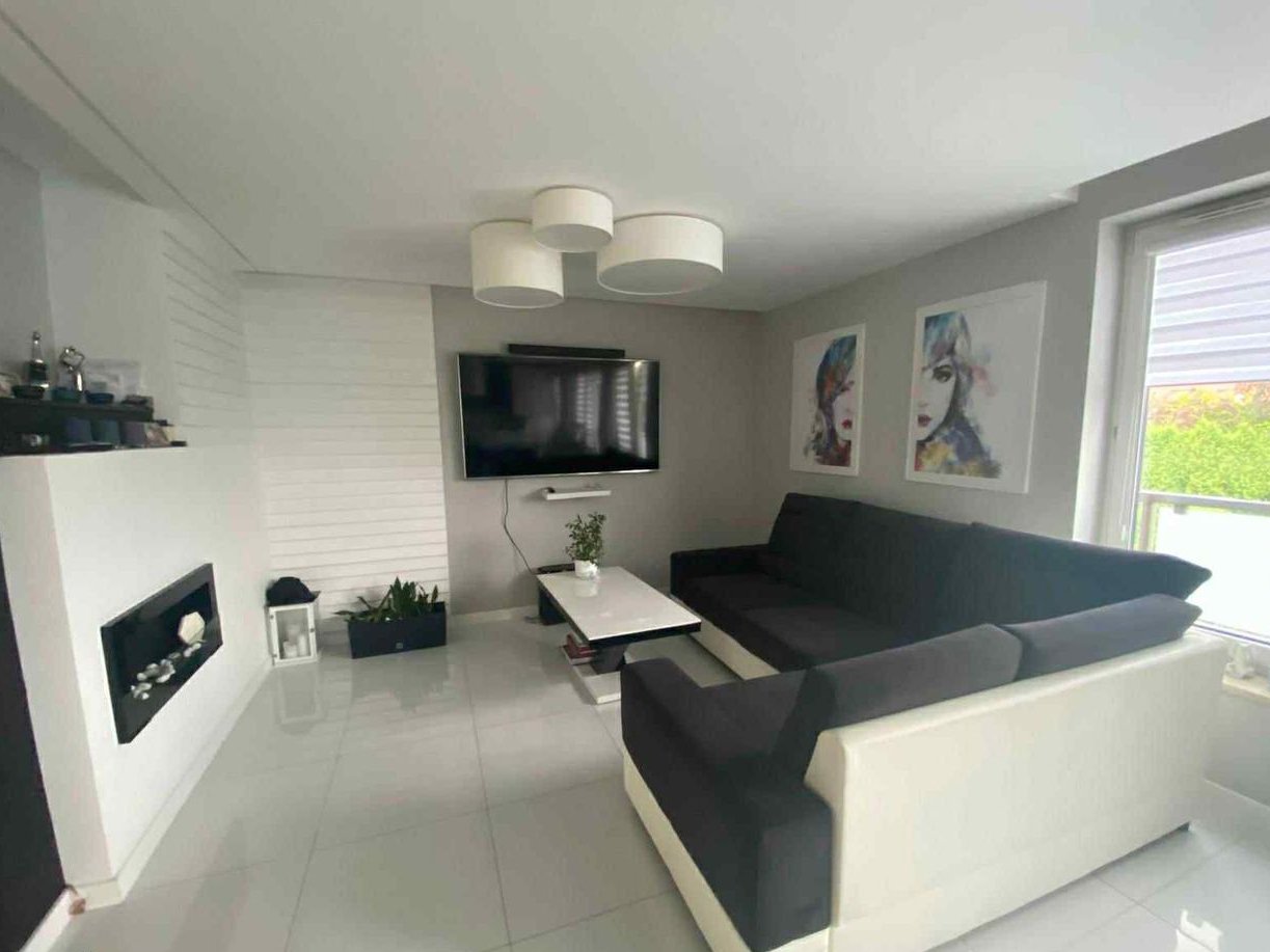 Na sprzedaż komfortowy segment Sławin, ul Limbowa