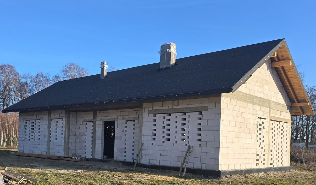 Nowy dom wolnostojący w stanie surowym otwartym- Bezpośrednio