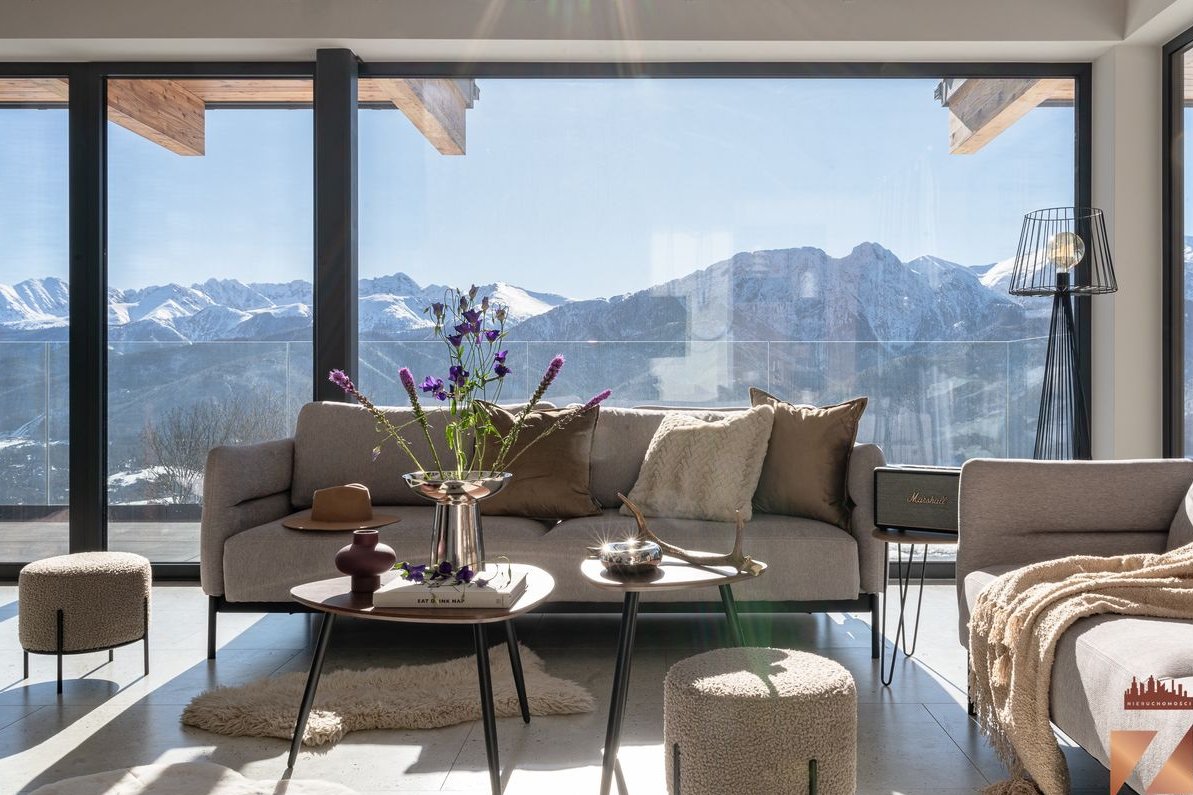 Nowoczesny dom wolnostojący z najpiękniejszym widokiem na Tatry