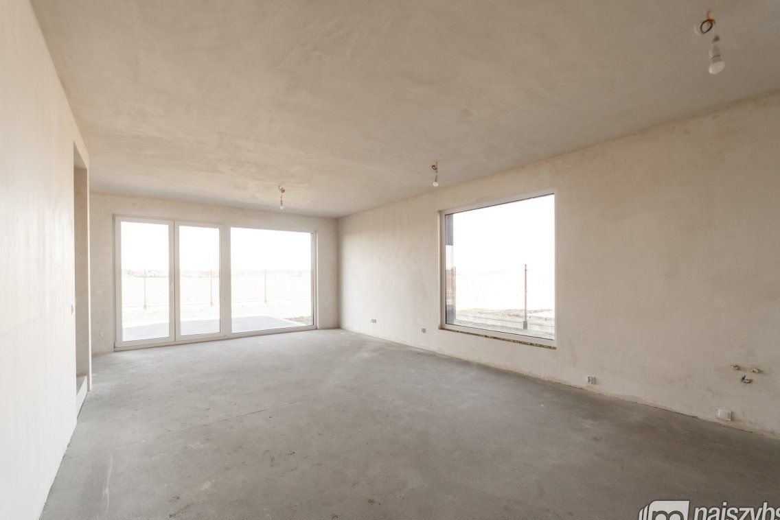 GRZĘDZICE- dom w zabudowie bliźniaczej 100m2