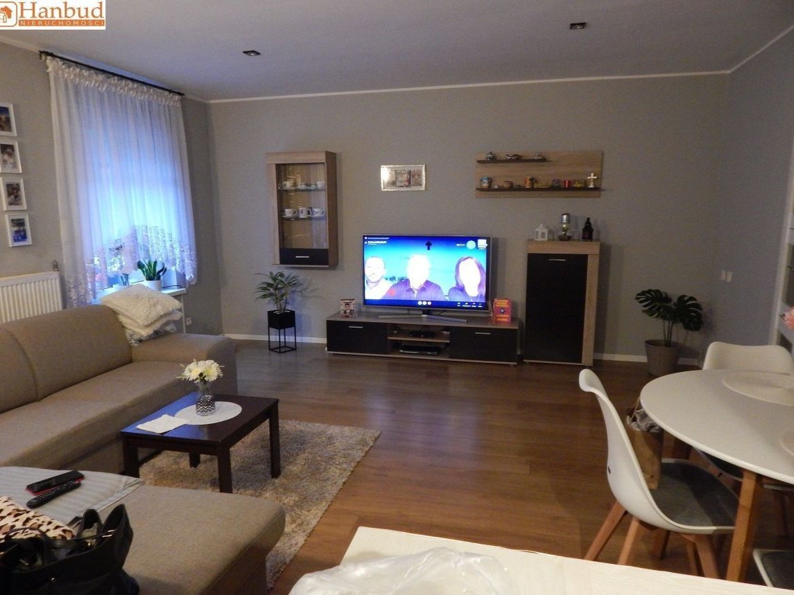 Dom wielorodzinny na sprzedaż