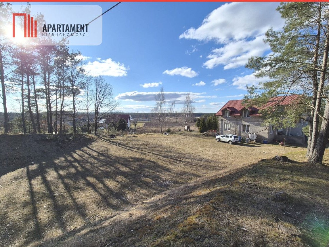 Linia - dom w otoczeniu natury