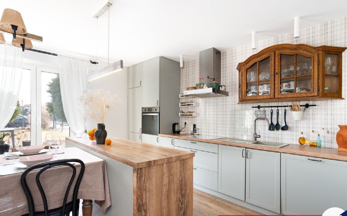 Centrum Białych Błot 128 m² fotowoltaika