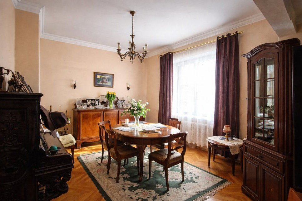 Dom z duszą w zielonym Aninie | działka 2200 m²