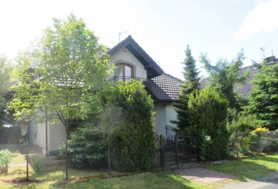 Udział ½ w domu z garażem