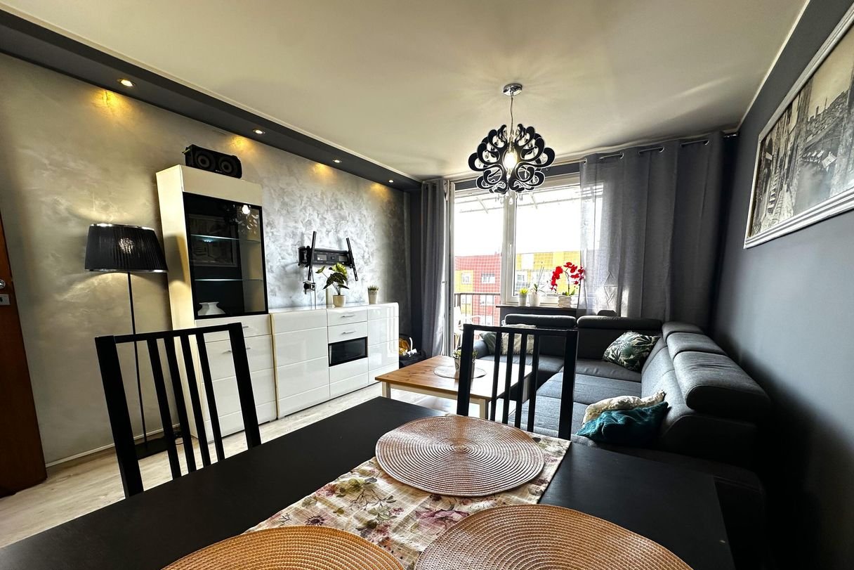 Z wyposażeniem ! 2 pok /45 m