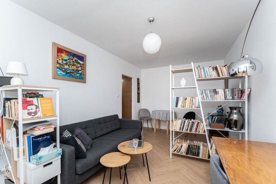 2 pokoje z oddzielną kuchnią na Saskiej Kępie