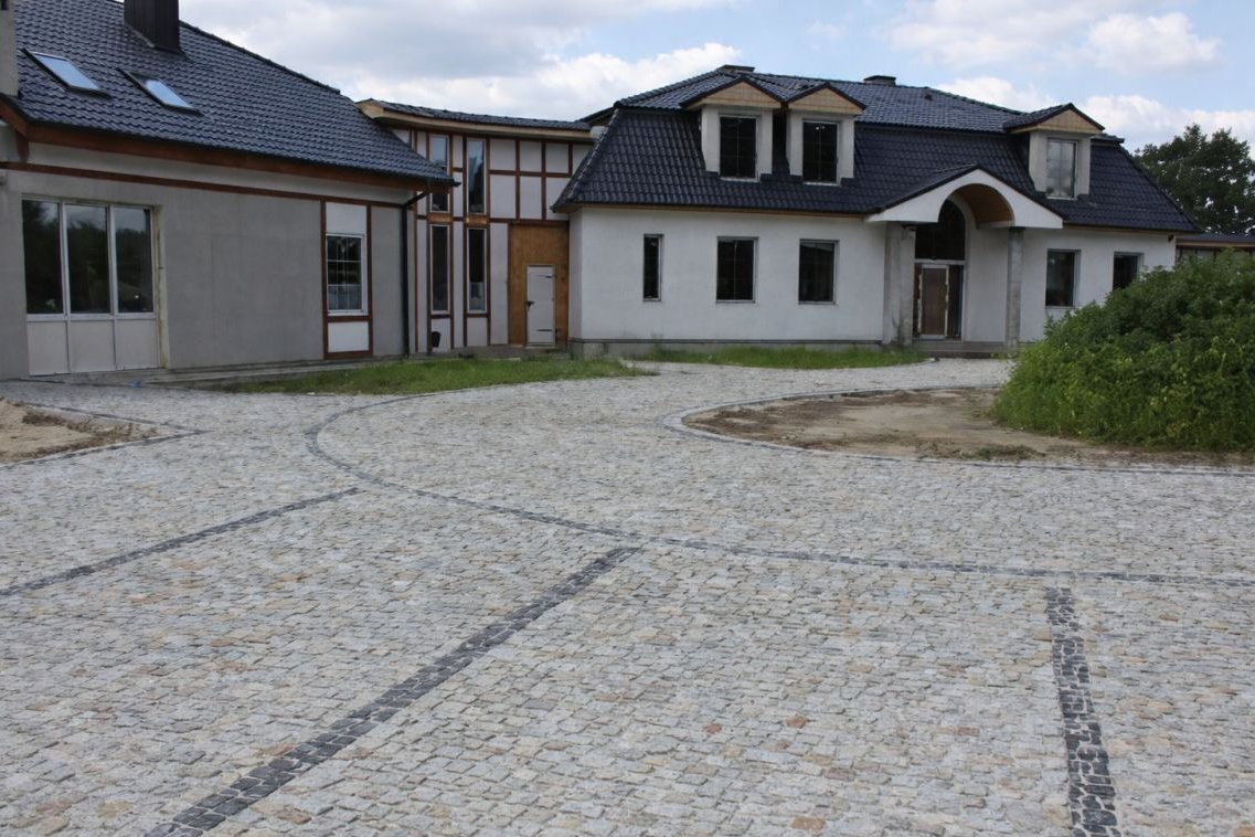 Okazja! Grunt z rezydencja i potencjałem.