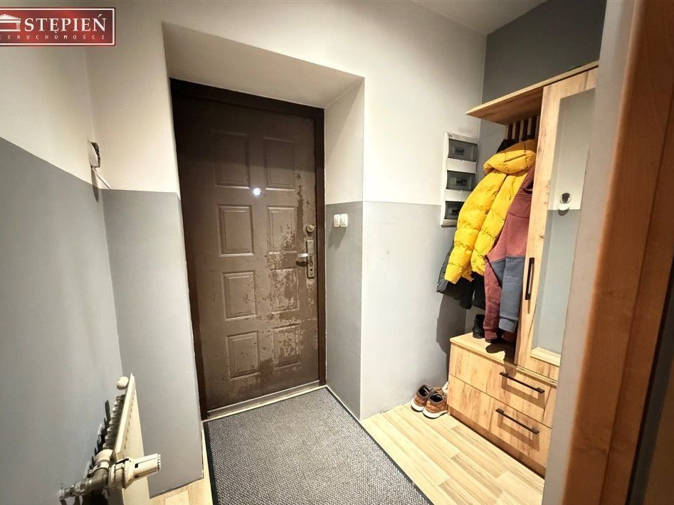 Dom, 130 m², Dziwiszów