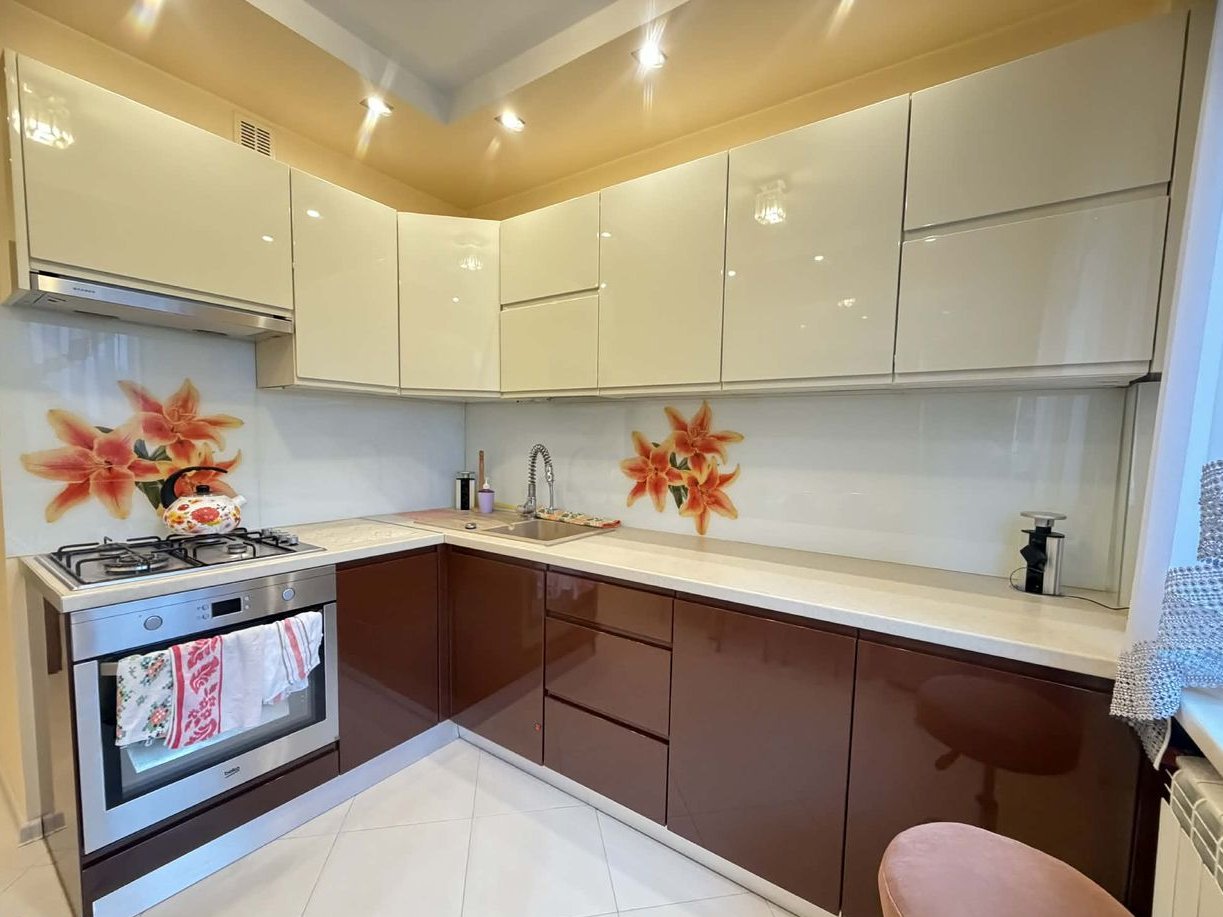 TOP Lokalizacja | 2 pokoje | 55m2 | Balkon | Kuchnia osobno