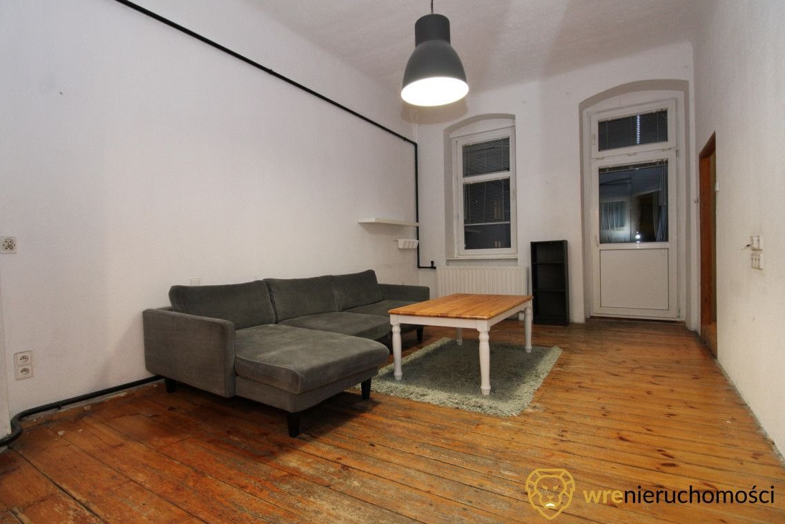 wysokie sufity, funkcjonalny układ, dwustronne