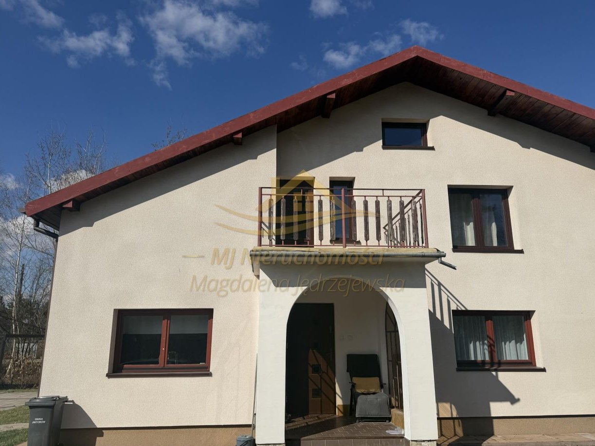 na inwestycje do zamieszkania , duża działka