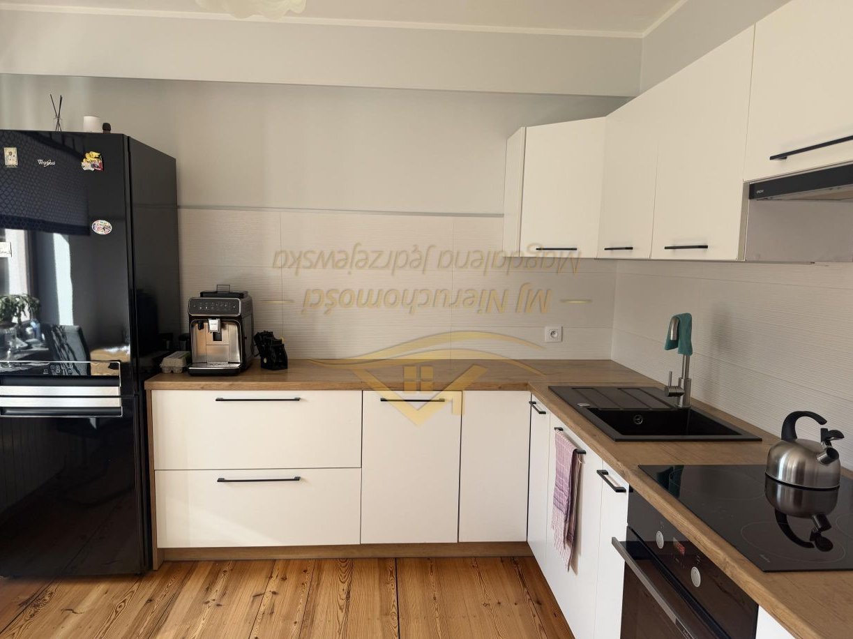 na inwestycje do zamieszkania , duża działka