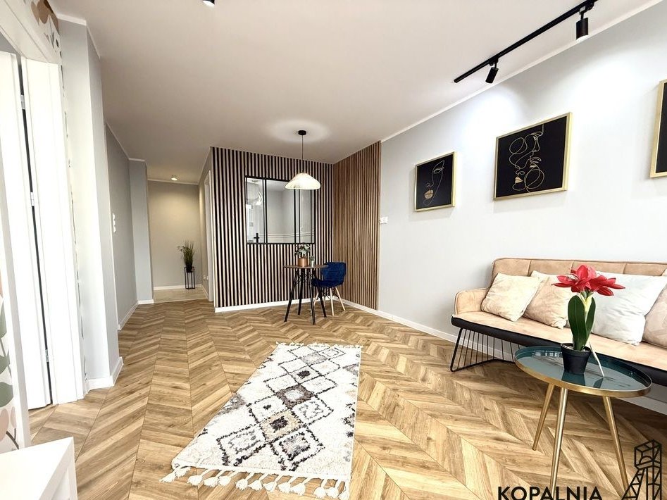 Superjednostka centrum 3 pokoje balkon