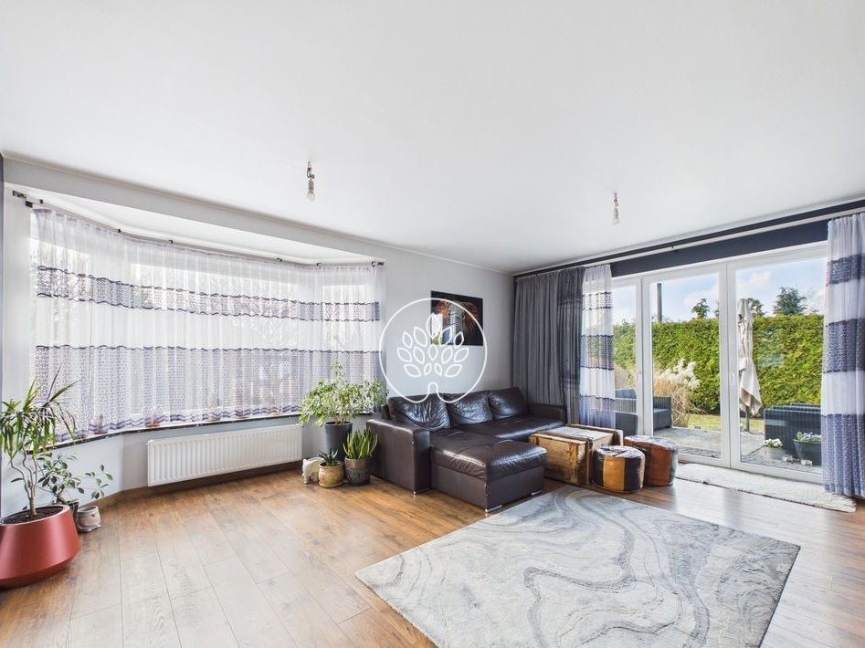 Wolnostojący / Osiedle / Blisko lasu