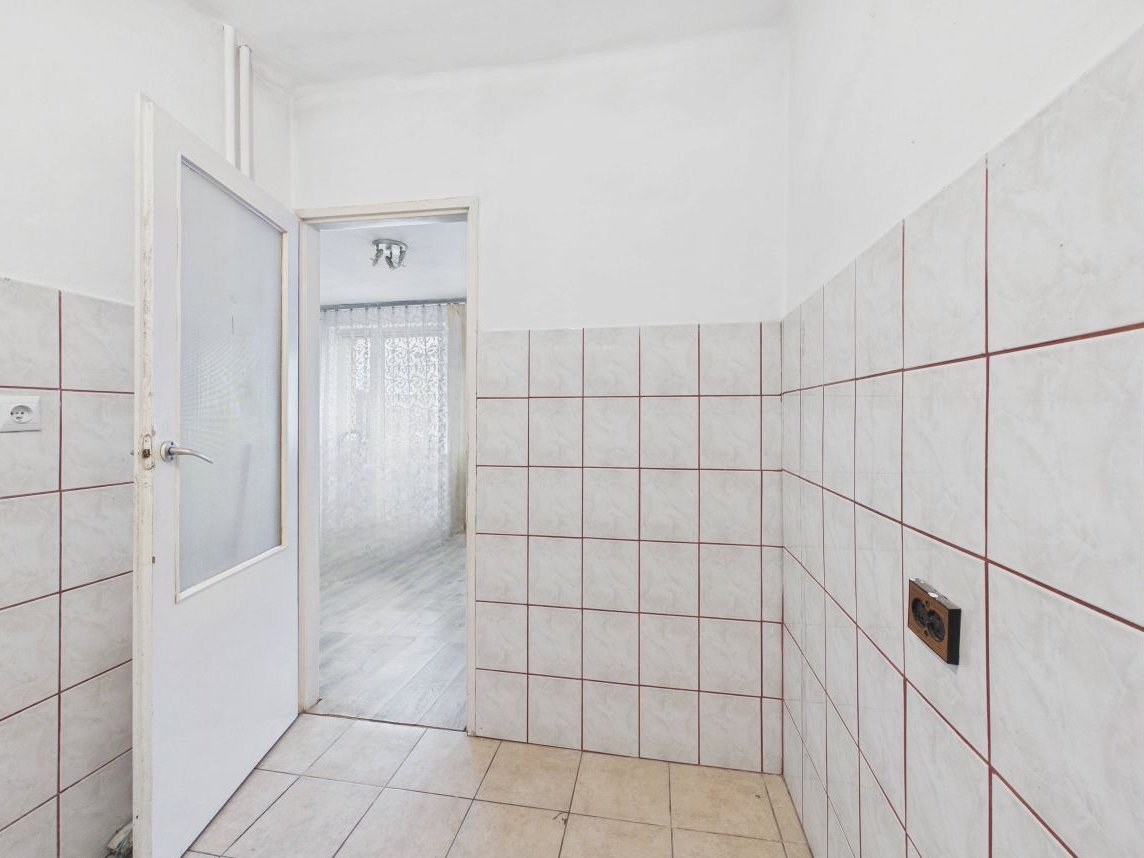 Na sprzedaż kawalerka – os. Paderewskiego