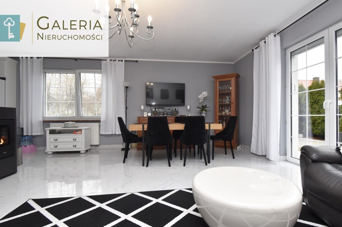 Wyjątkowy dom w Stegnie! Gotowy do zamieszkania!