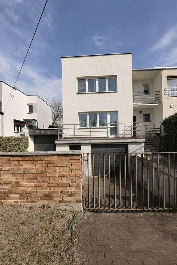 Dom w zabudowie bliźniaczej, Wrzosy