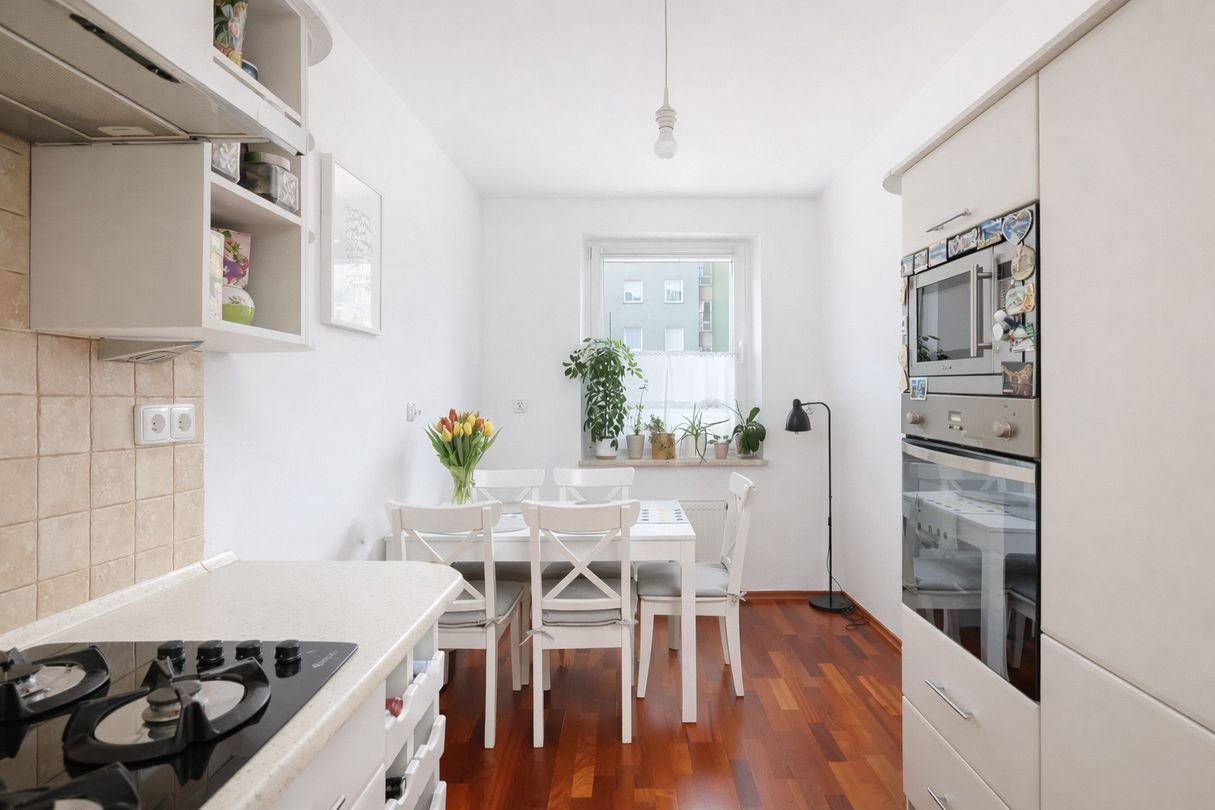 Przytulne 2-pok z osobną kuchnią! + GARAŻ