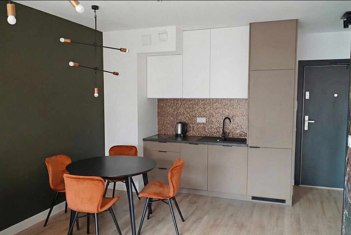 Piękny narożny 2/3pokojowy apartament 3min od morza blisko Centrum,SKM