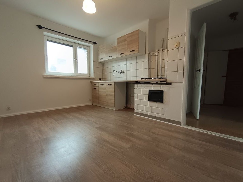 Mieszkanie 44m2 w Trękusku z bud. gospodarczym