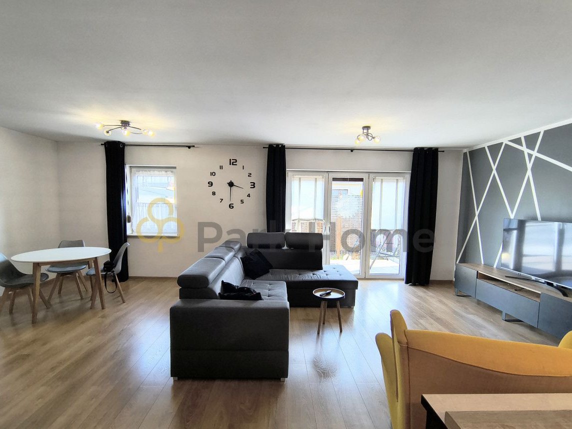 Wolnostojący, parterowy dom w Rydzynie