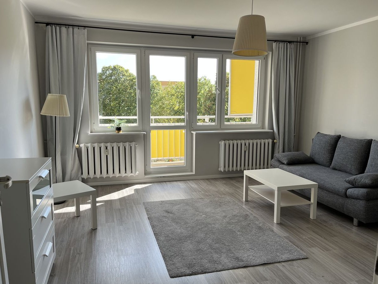 Przestronne, gotowe do wprowadzenia 4-pokojowe mieszkanie