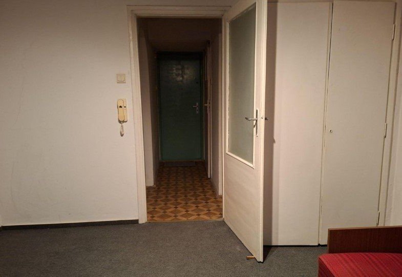 Kawalerka z balkonem na Ochocie