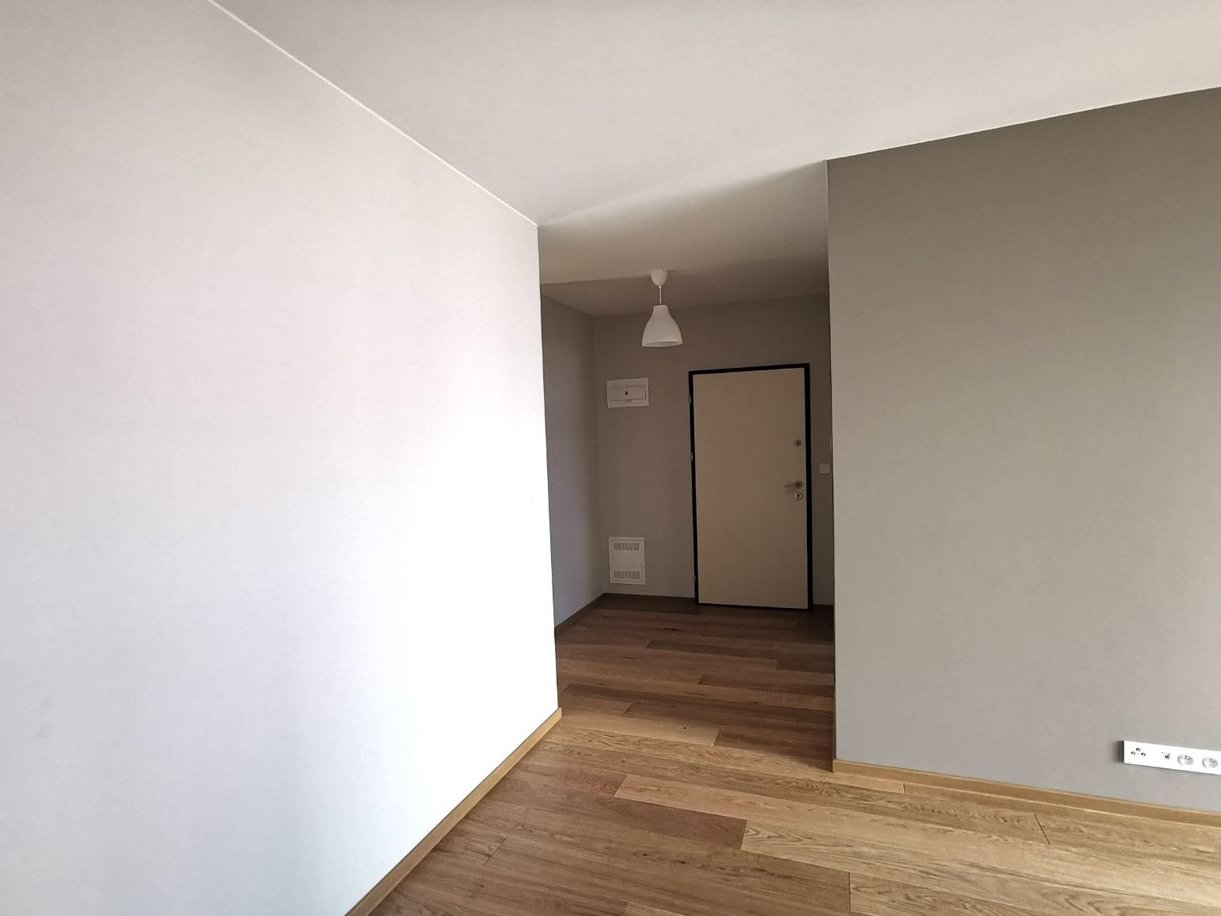 3pokoje w promocji do piątku blisko Nowej PKM_Komórka_Parking