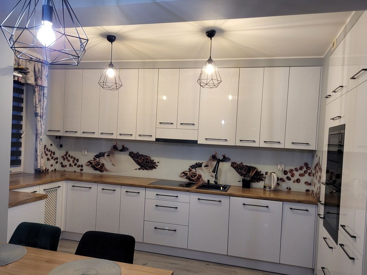 Mieszkanie 69,1 m² | 3 pokoje | duży balkon | winda | 2016 r.