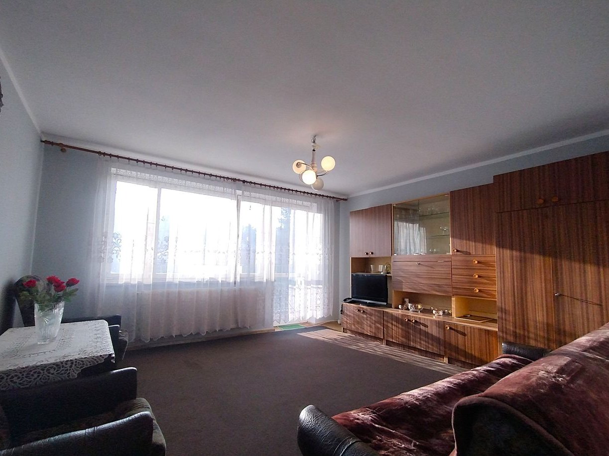 Na sprzedaż 3- pokojowe mieszkanie w Brzózce