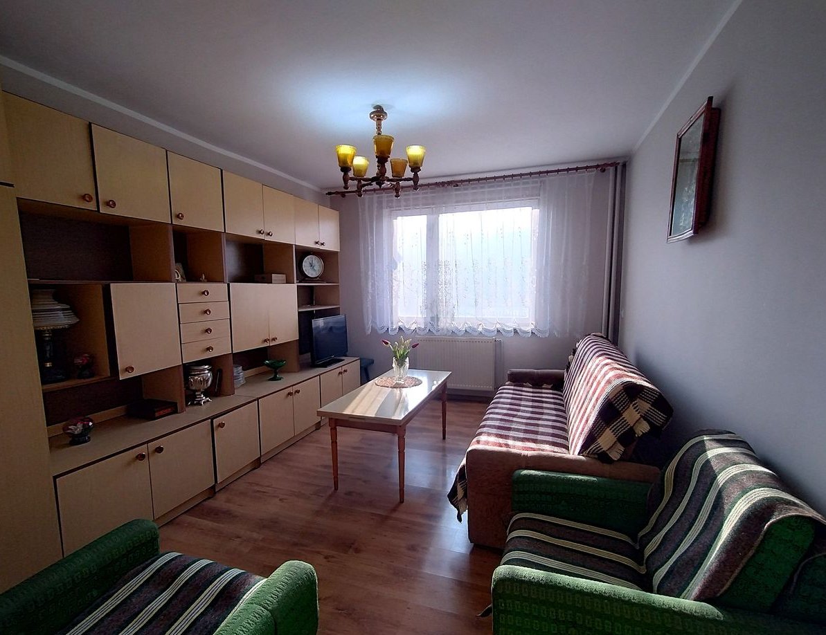 Na sprzedaż 3- pokojowe mieszkanie w Brzózce