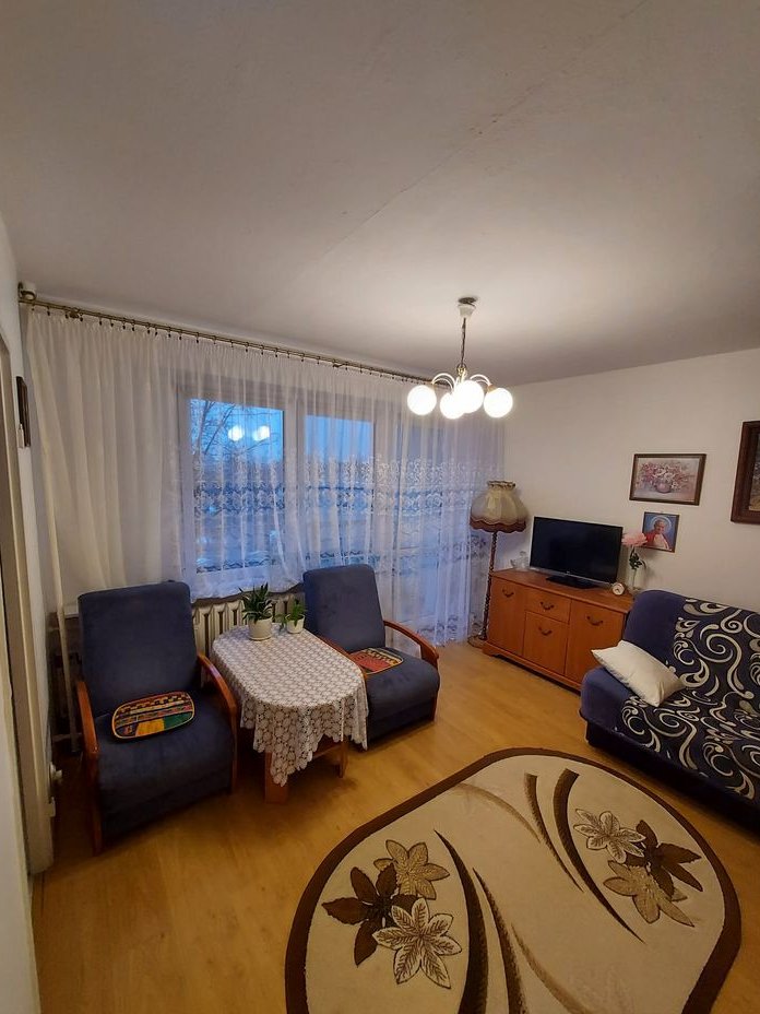 Kawalerka z dużym balkonem i windą