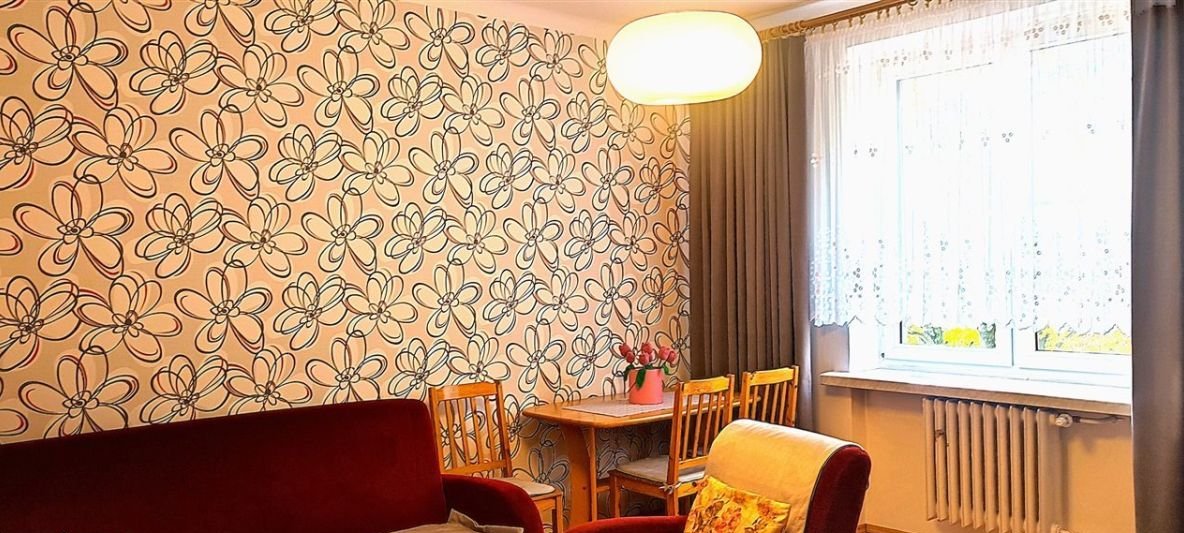 Dobra cena, dwa pokoje w centrum do zamieszkania