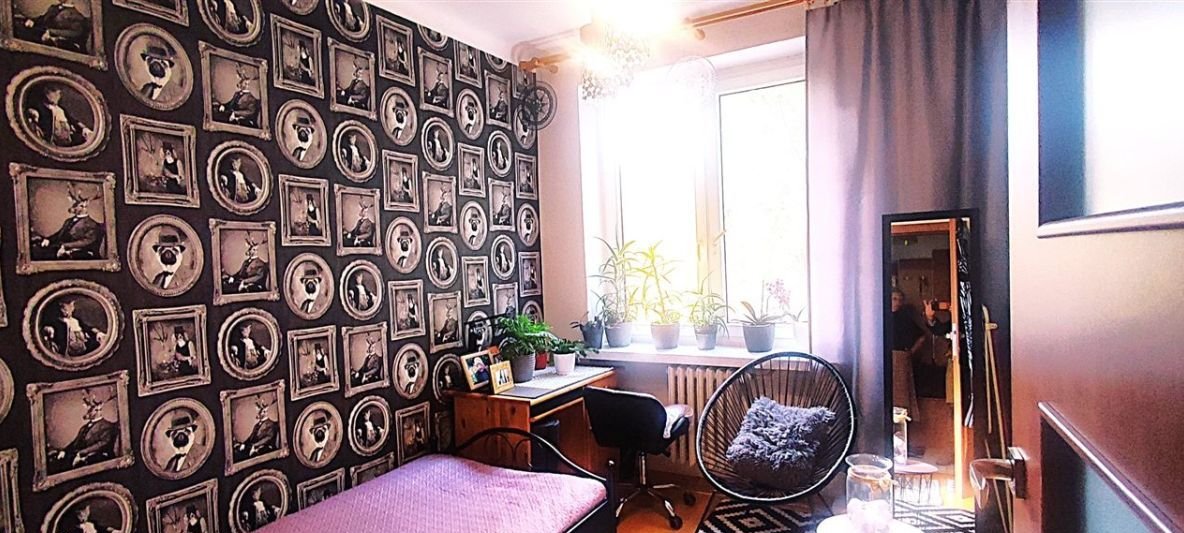 Dobra cena, dwa pokoje w centrum do zamieszkania