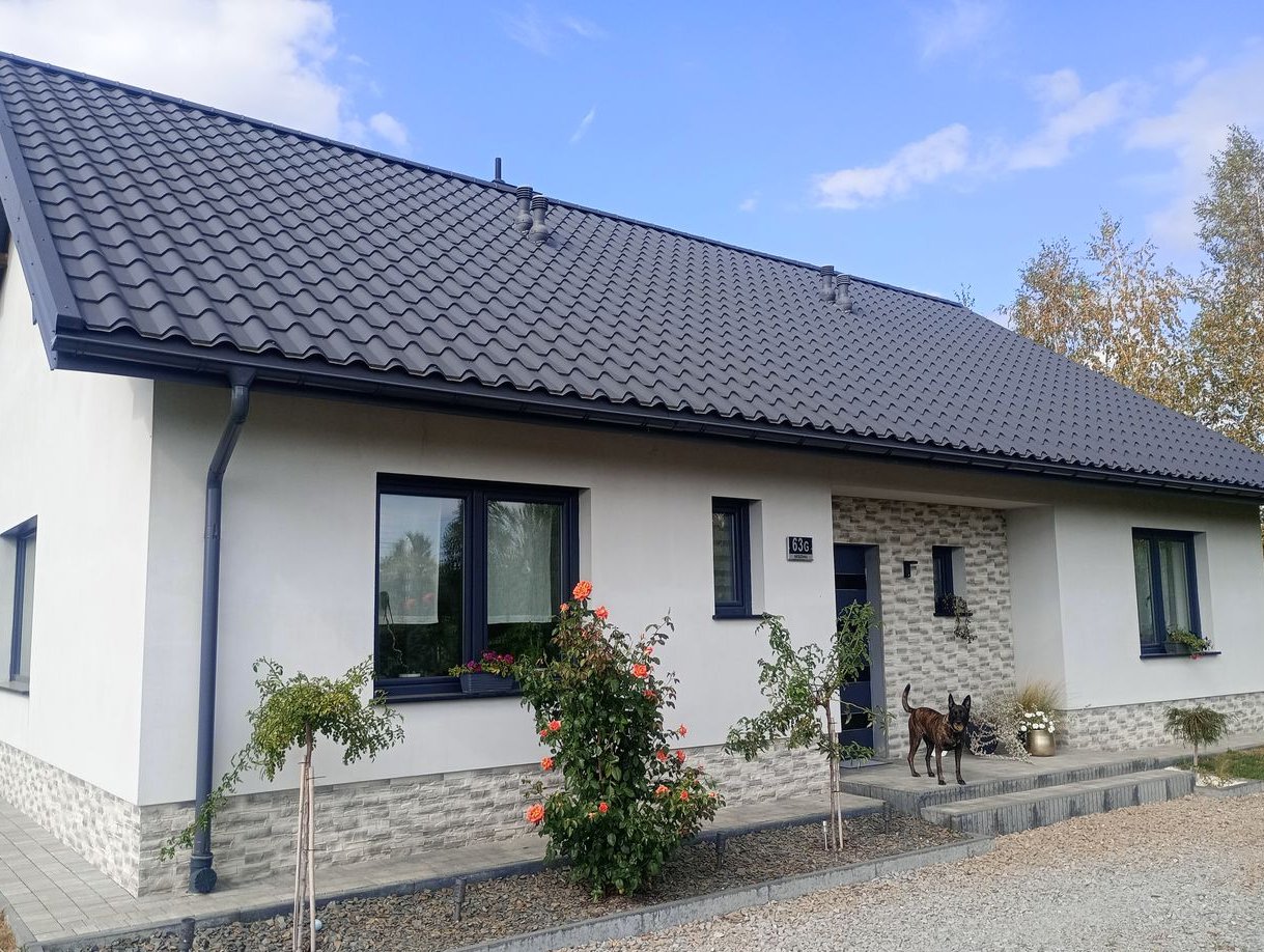 Sprzedam dom parterowy 100m2 +garaż wolnostojący,działka 10arów.