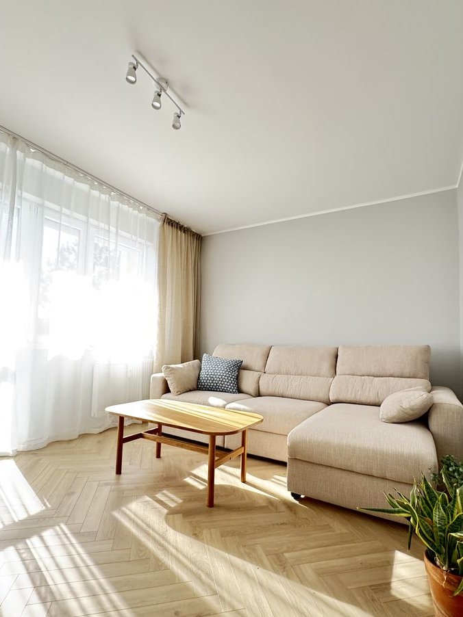 Jasne 3 pokoje po generalnym remoncie | loggia | 52m | zielona okolica